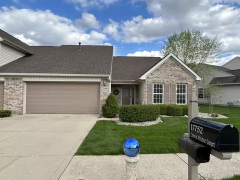 17752 Crown Pointe Ct, Noblesville, IN 46062