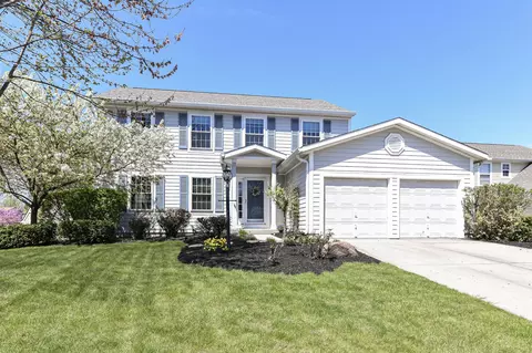 8898 Torrance Pl, Fishers, IN 46038