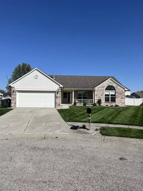 1445 Butternut Cir, Greenfield, IN 46140