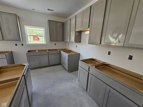 Kitchen - 2245 Pinehurst Dr, Plainfield, IN 46168 photo 2 of 3