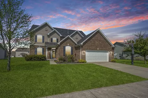 5590 W Glenview Dr, Mccordsville, IN 46055