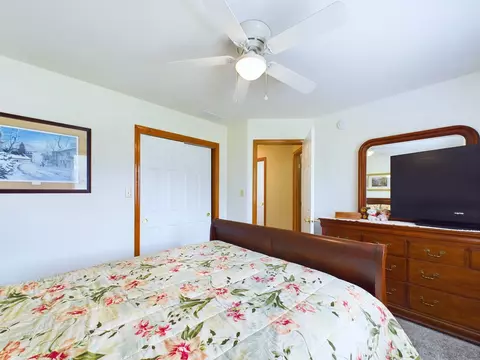 Bedroom - 142 Chateau Dr, Pendleton, IN 46064 photo 6 of 6