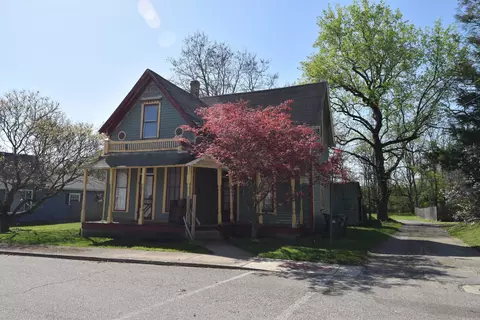 603 E South St, Greenfield, IN 46140