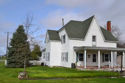 220 Harrison St, Linden, IN 47955