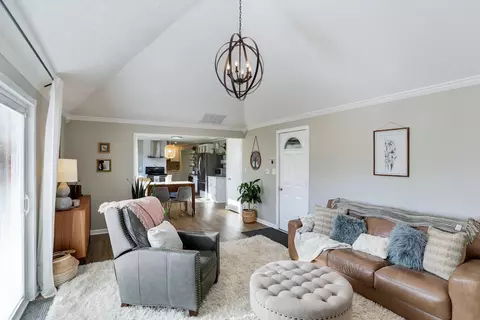 Living - 213 Ann Ave, Pendleton, IN 46064 photo 1 of 5