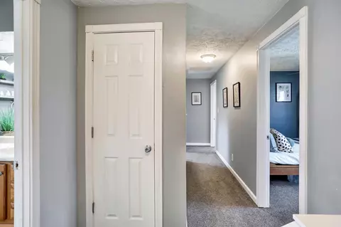 Entry Way - 213 Ann Ave, Pendleton, IN 46064 photo 5 of 5