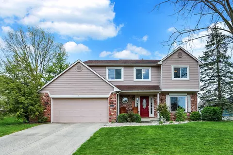 1275 Mt Brook Ct, Greenwood, IN 46143