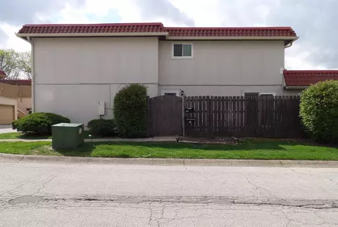 8332 Paso Del Norte Ct, Indianapolis, IN 46227