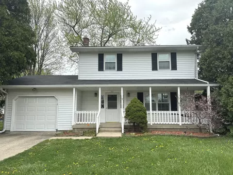 701 Meadow Ln, Greenfield, IN 46140