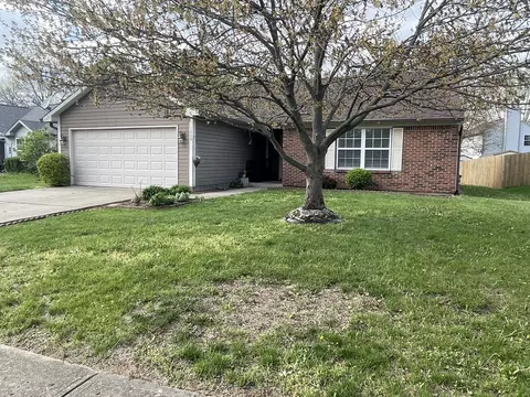 1008 Matterhorn Dr, Lebanon, IN 46052