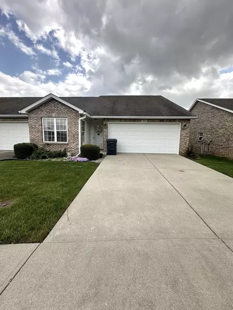 1017 E Crownpointe Blvd, Greensburg, IN 47240
