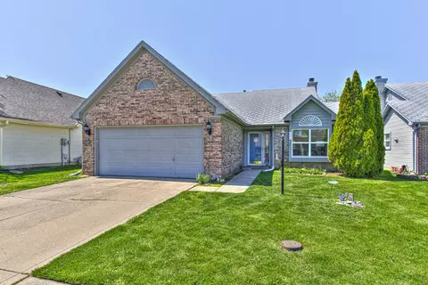7832 Harcourt Springs Dr, Indianapolis, IN 46260