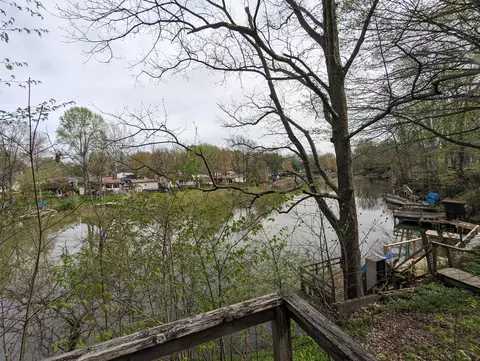 1006 Van Bibber Lk, Greencastle, IN 46135