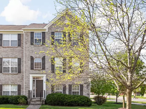 250 Straughn Ln, Westfield, IN 46074