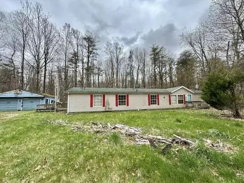 3190 W Ivanwald Dr, Reelsville, IN 46171