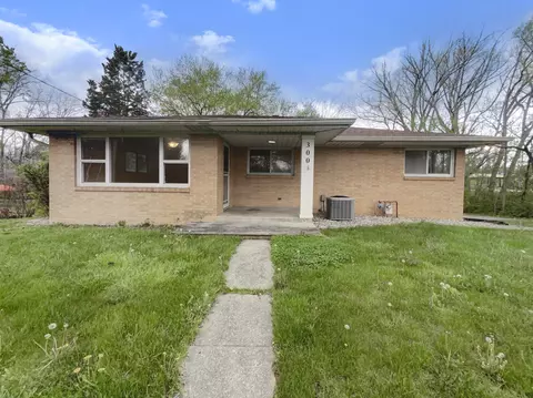 300 Highland Dr, Greenwood, IN 46142