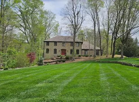 3509 E Carmel Dr, Carmel, IN 46033