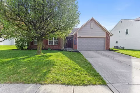 1921 Spring Beauty Dr, Avon, IN 46123