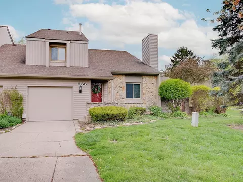 556 Conner Creek Dr, Fishers, IN 46038