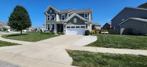 7809 Ringtail Cir, Zionsville, IN 46077