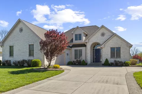 3713 Morningside Dr, Greenwood, IN 46143