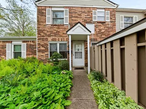 8307 Hewlet Dr, Indianapolis, IN 46268