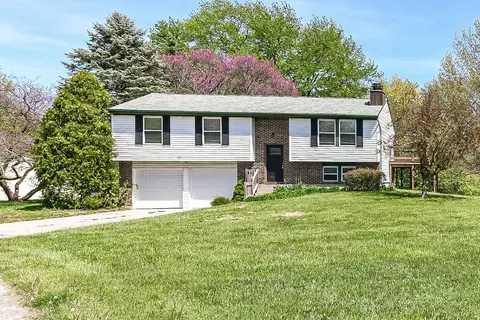 4151 Clayburn Dr, Indianapolis, IN 46268