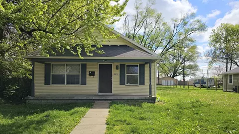 2601 Station St, Indianapolis, IN 46218