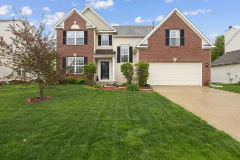 9973 Rainbow Falls Ln, Fishers, IN 46037