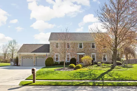 4582 Abbey Dr, Carmel, IN 46033