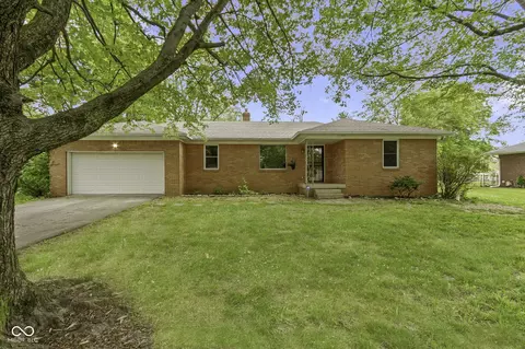 1215 Hathaway Dr, Indianapolis, IN 46229