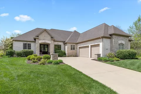 9988 S Towne Ln, Carmel, IN 46032