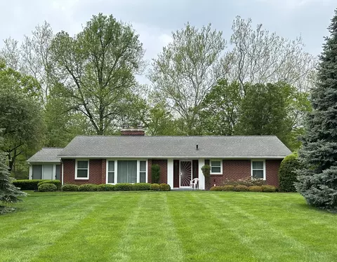 7832 Windcombe Blvd, Indianapolis, IN 46240