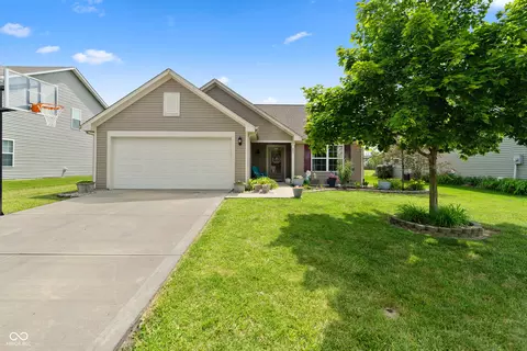 653 Mozart Dr, Greenfield, IN 46140
