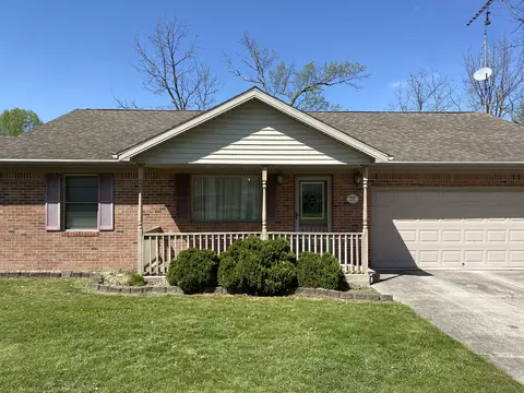 208 Orchard St, Waynetown, IN 47990