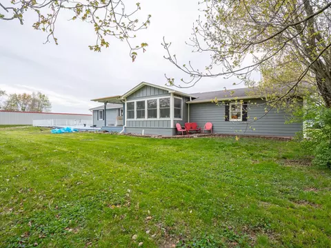 Exterior - 246 N Main St, Maxwell, IN 46154 photo 24 of 37