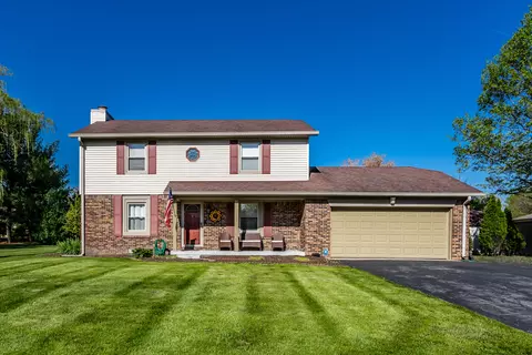 1452 Normandie Dr, Avon, IN 46123