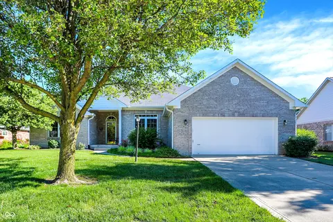 8324 Hunters Meadow Way, Indianapolis, IN 46259