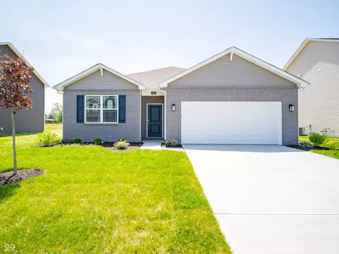 2095 Quail West Dr, Danville, IN 46122