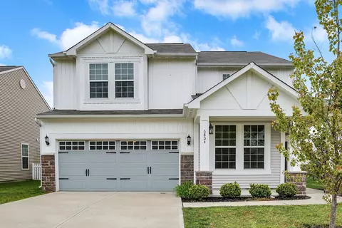 6804 Shooting Star Dr, Whitestown, IN 46075