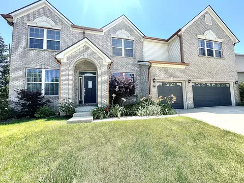 9785 Valley Springs Blvd, Fishers, IN 46037