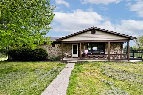 1225 Overpeck Rd, Mooresville, IN 46158