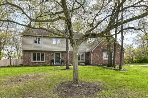 9021 Seabreeze Ct, Indianapolis, IN 46256