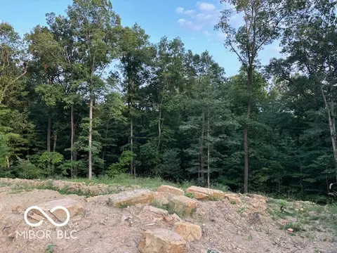 4236 N Foxcliff Dr E, Martinsville, IN 46151