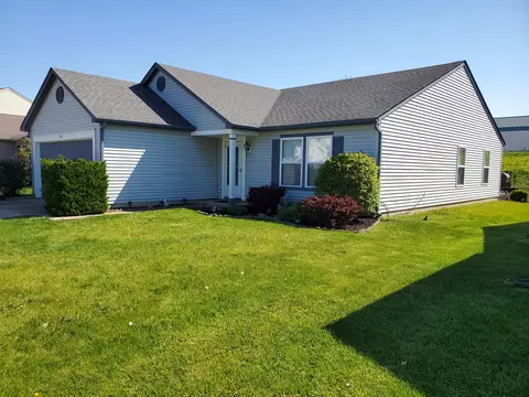 2135 Shadowbrook Dr, Plainfield, IN 46168 photo 3