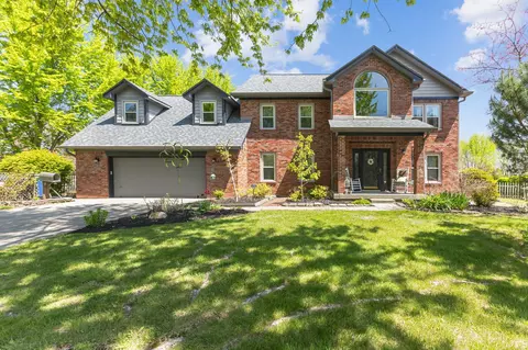 3679 Hearthstone Ct, New Palestine, IN 46163