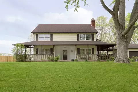 7076 Christopher Ct, Brownsburg, IN 46112