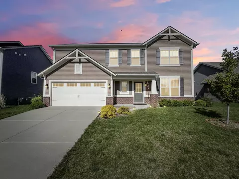 2646 Cormorant Dr, Greenwood, IN 46143