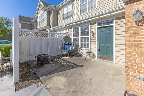 2327 Colfax Ln, Indianapolis, IN 46260