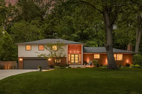 802 Spring Mill Ln, Indianapolis, IN 46260